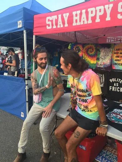 stay happy table